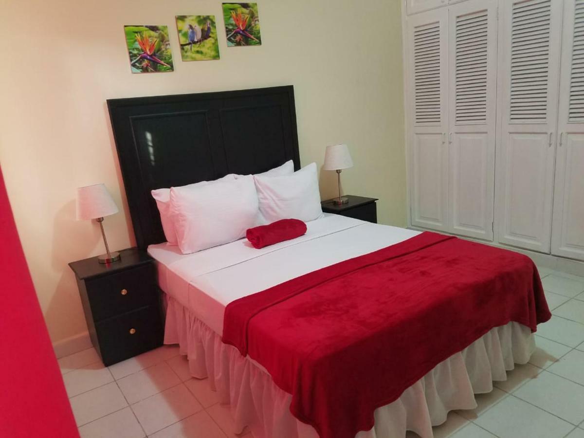 Mh Boutique Hotel San Pedro Sula Exterior photo